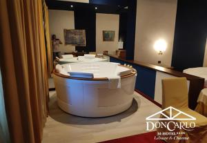 Foto sihtkohas Broni asuva majutusasutuse Hotel Don Carlo galeriist