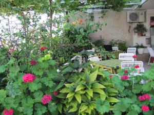 Vonkajšia záhrada v ubytovaní Guesthouse Marija