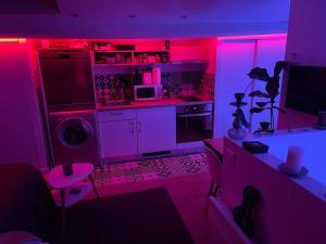 Kuchyňa alebo kuchynka v ubytovaní Beau appartement calme à partager