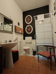 Koupelna v ubytování B&B LaMaGia di Corte Moronati
