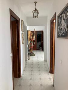 Fotografie z fotogalerie ubytování Espacioso apartamento de dos dormitorios en Mijas v destinaci Mijas
