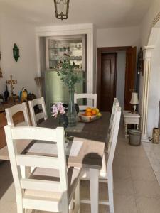 Fotografie z fotogalerie ubytování Espacioso apartamento de dos dormitorios en Mijas v destinaci Mijas
