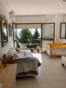 Fotografie z fotogalerie ubytování Espacioso apartamento de dos dormitorios en Mijas v destinaci Mijas