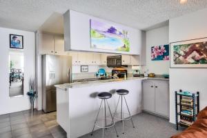 Gallery image of Beachview Condo in San Diego