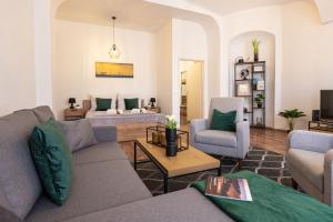 Fotografia z galérie ubytovania Szabadság tér Apartment v destinácii Veszprém + 25 fotografií