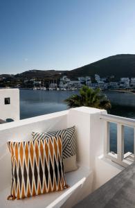 Gallery image of Cactus Suites Kythnos in Mérikhas
