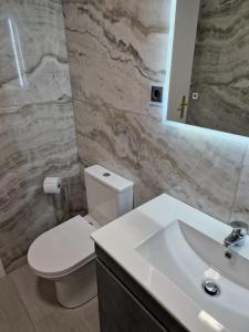 Koupelna v ubytování Lovely Apartment Funchal