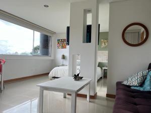 Setusvæði á LLanogrande Apartamento Estudio Puerto Bulevar