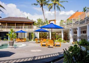 Bazén v ubytování Orlowsky Discovery Candidasa Hotel nebo v jeho okolí