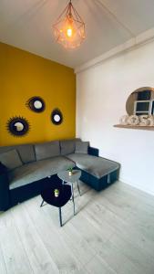 Istumisnurk majutusasutuses Cosy suite en centre ville
