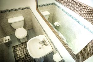 Bagno di DeRequka Hostel