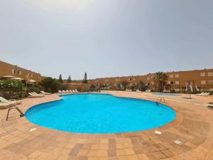 duży basen w ośrodku w obiekcie Casa Daria - WiFi - swimming pool - FuerteventuraBay w mieście Costa de Antigua