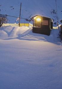 Sno Cottages Twins talvel