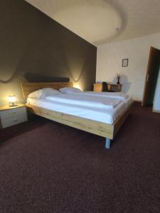 Φωτογραφία από το άλμπουμ του Pension Hoogerland σε Velden am Wörthersee +21 φωτογραφίες