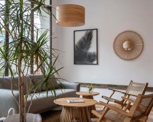 Зона вітальні в Hotel Lloret Santa Rosa by Pierre & Vacances