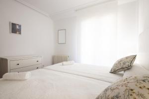 Posteľ alebo postele v izbe v ubytovaní Olas de Ondarreta - Local Rentss