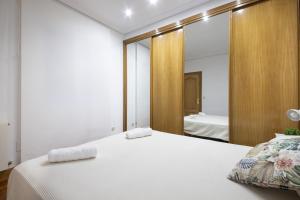 Posteľ alebo postele v izbe v ubytovaní Olas de Ondarreta - Local Rentss