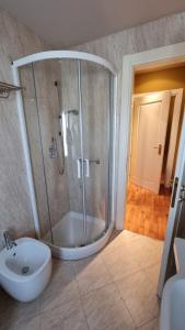 Koupelna v ubytování Albergo Ristorante Trieste Boves