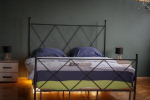 Voodi või voodid majutusasutuse Prishtina Center Hostel toas
