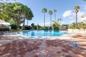 Fotografia z galérie ubytovania Gran terraza con piscina junto a Mijas Golf v destinácii Fuengirola