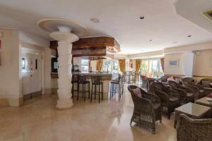 Fotografia z galérie ubytovania Gran terraza con piscina junto a Mijas Golf v destinácii Fuengirola