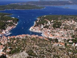 Gallery image of M27 Kastil Jela in Milna