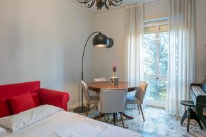 A bed or beds in a room at [Cozy apartment] Treviso 31