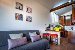 A kitchen or kitchenette at Il terrazzo sul tramonto