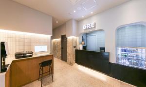 Eldhús eða eldhúskrókur á Daejeon Yuseong Hotel Dret