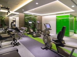 Fitness centrum a/nebo fitness zařízení v ubytování Sofitel London St James