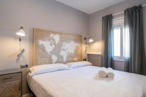 Posteľ alebo postele v izbe v ubytovaní BeBarceloner Sant Andreu Apartments - 3 bedrooms with terrace