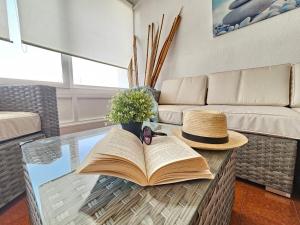 Część wypoczynkowa w obiekcie HOLIDAYS BEACH & POOL ,AIRCOND , Las Americas