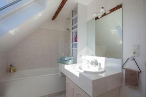 Zdjęcie z galerii obiektu Honflane - L' Annexe du Haut Canteloup w mieście Honfleur