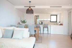 Fotografia z galérie ubytovania Modern apartment 300 m from Carvajal beach v destinácii Fuengirola