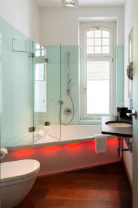 Koupelna v ubytování niXe Boutiquehotel & Spa
