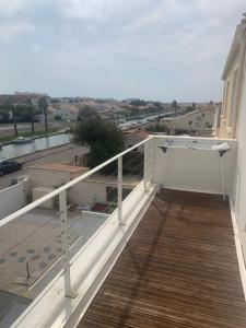 Fotografia z galérie ubytovania Loue Palavas Maison 160m2 avec piscine chauffée et jacuzzi à 2 pas de la plage et du centre ville v destinácii Palavas-les-Flots