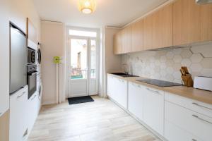Fotografie z fotogalerie ubytování La maison de ville v destinaci Saint-Junien
