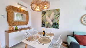 Napoje w obiekcie Skyline 6 Private balcony, sunny all year round, with nice views