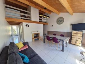 Posedenie v ubytovaní LES MARAICHINES PISCINE COLLECTIVE