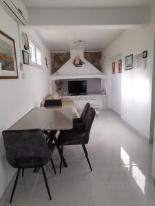 Fotografia z galérie ubytovania Villa-kuća za odmor "RATAC" v Boli