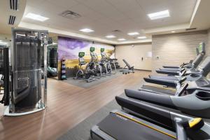 Fitness center at/o fitness facilities sa Courtyard by Marriott Bowie