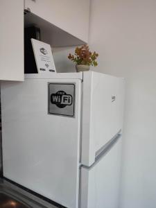 Kuchnia lub aneks kuchenny w obiekcie Casa Zoe - Apartamentos en Suite Budha - Buenas vibras! Edificio #LasNaciones
