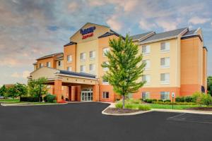 a rendering of the front of a hotel at Fairfield Inn & Suites Indianapolis Avon in Avon