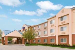a rendering of the front of a hotel at Fairfield Inn & Suites Grand Rapids in Grand Rapids