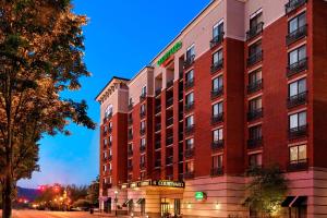 a rendering of a hotel at night at Courtyard by Marriott Chattanooga Downtown in Chattanooga
