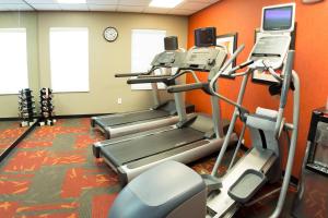 Fitness centrum a/nebo fitness zařízení v ubytování Residence Inn by Marriott Fort Collins
