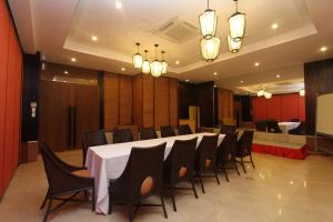 Konferenční prostory v ubytování Crown Regency Beach Resort