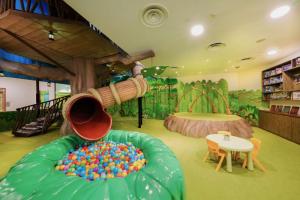 Clube infantil em Shangri-La Rasa Sentosa, Singapore