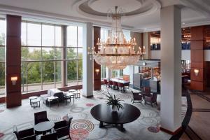 Ruang duduk di Niagara Falls Marriott Fallsview Hotel & Spa