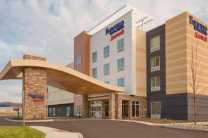 a renderización de un edificio hospitalario en Fairfield Inn & Suites by Marriott Pittsburgh Airport/Robinson Township, en Robinson Township